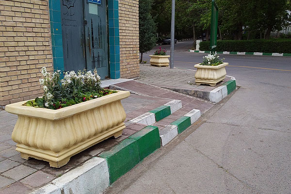 دکوراتیو شهری گلدان بتنی